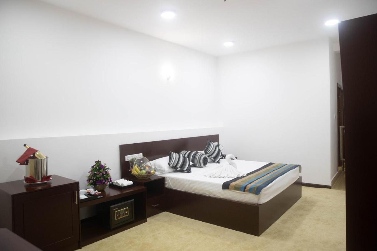 Hotel Kamrel Kurunegala Exteriér fotografie