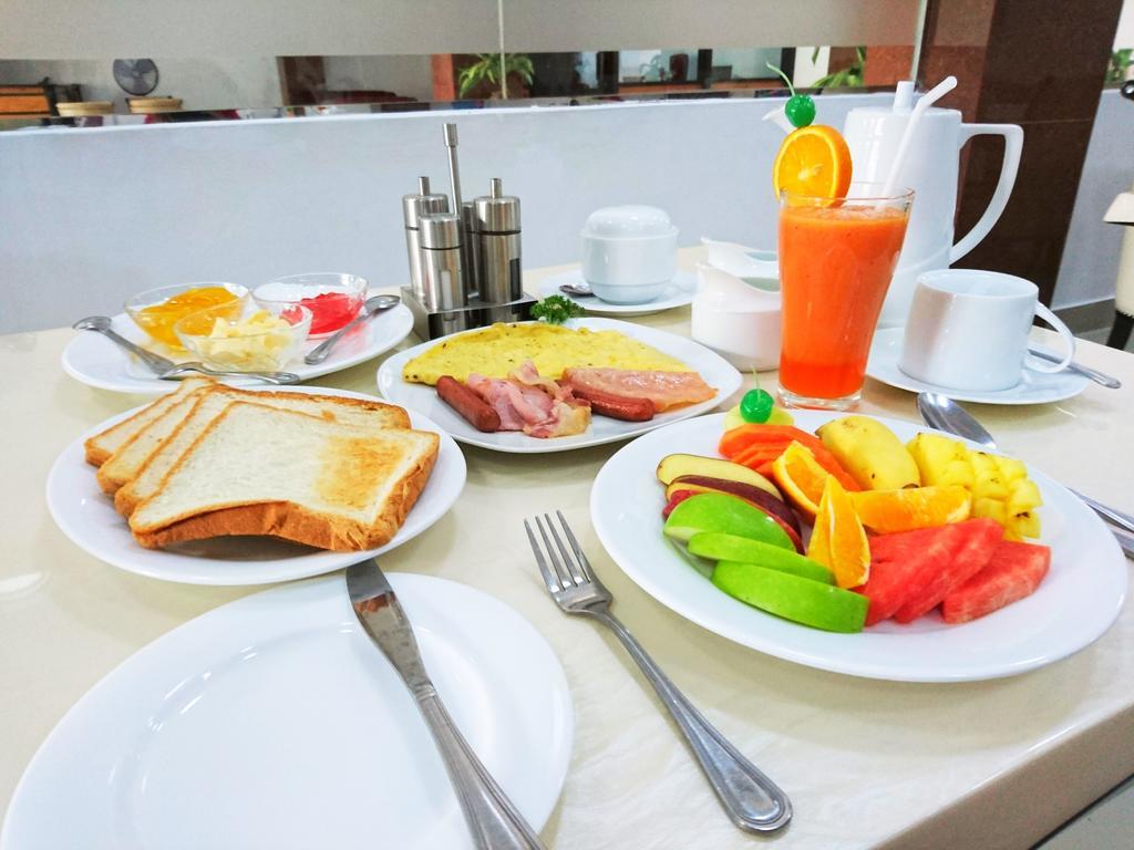 Hotel Kamrel Kurunegala Exteriér fotografie